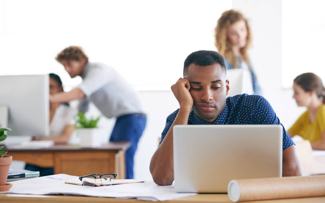 Bore-out, Burn-out, Brown-out : Comment le bilan de compétences peut être une solution ?